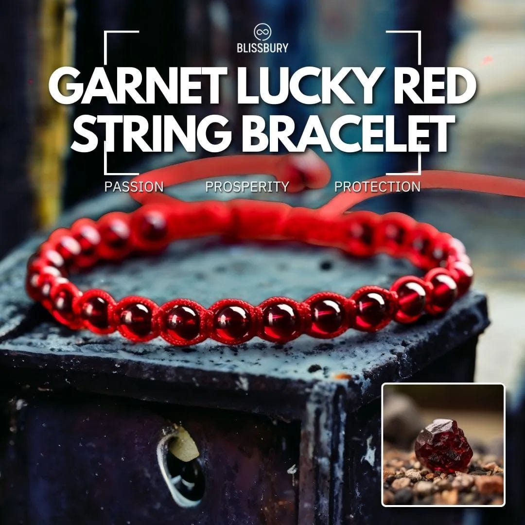 Bracelet porte-bonheur en fil rouge grenat – Passion, prospérité, protection